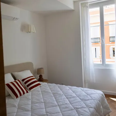 Apartament Liviamariasanta *